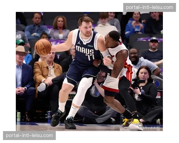 战术复盘:独行侠东欧组合关键时刻执行力,奠定胜局